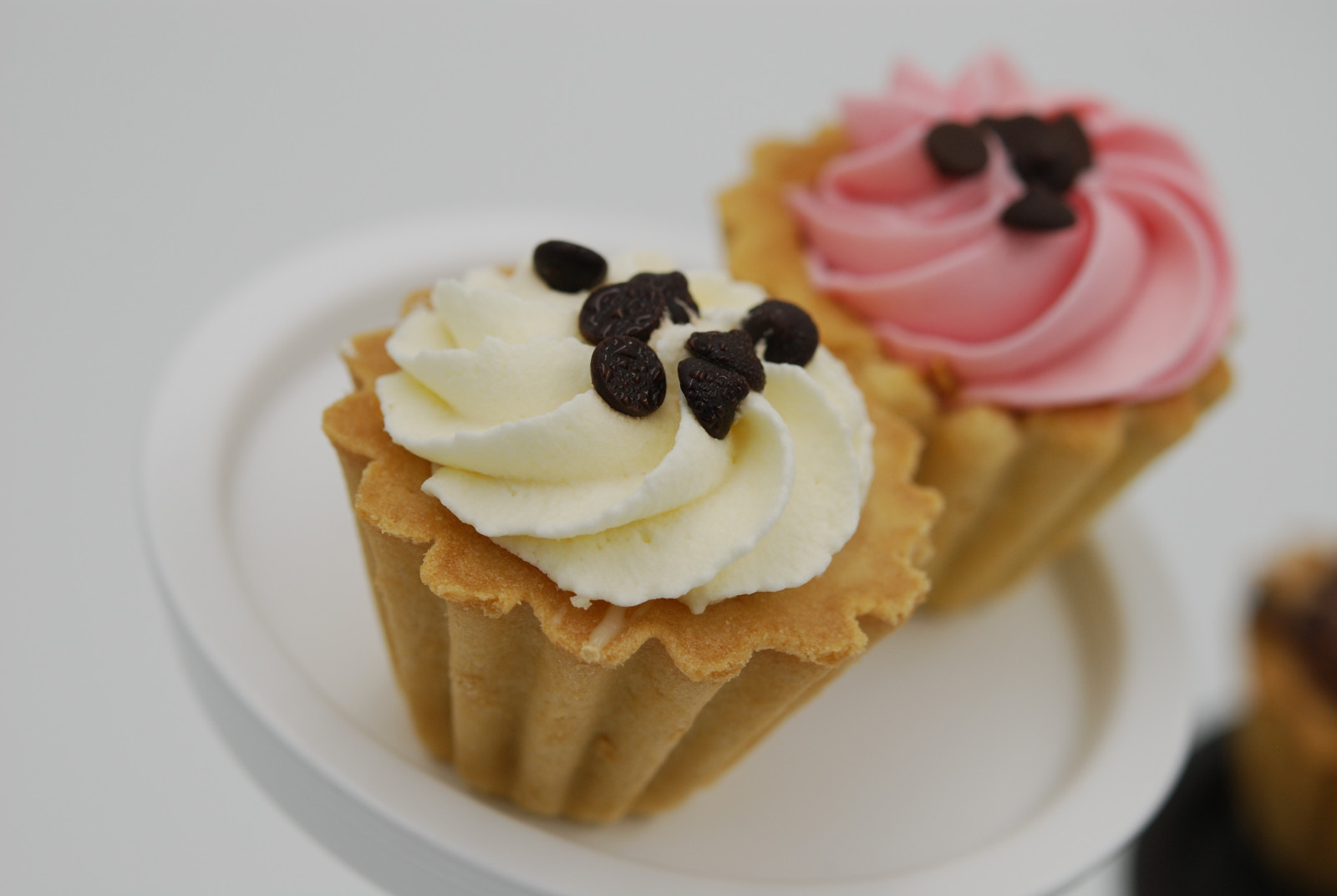 Постановка кадра на фотосъёмке для кондитерской