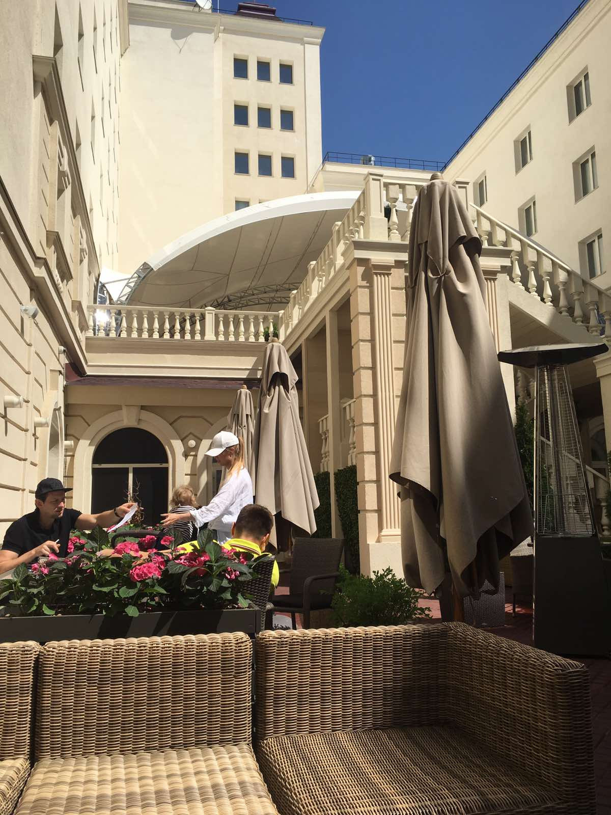 ОТКРЫТЫЙ РЕСТОРАН ОТЕЛЯ RADYSSON