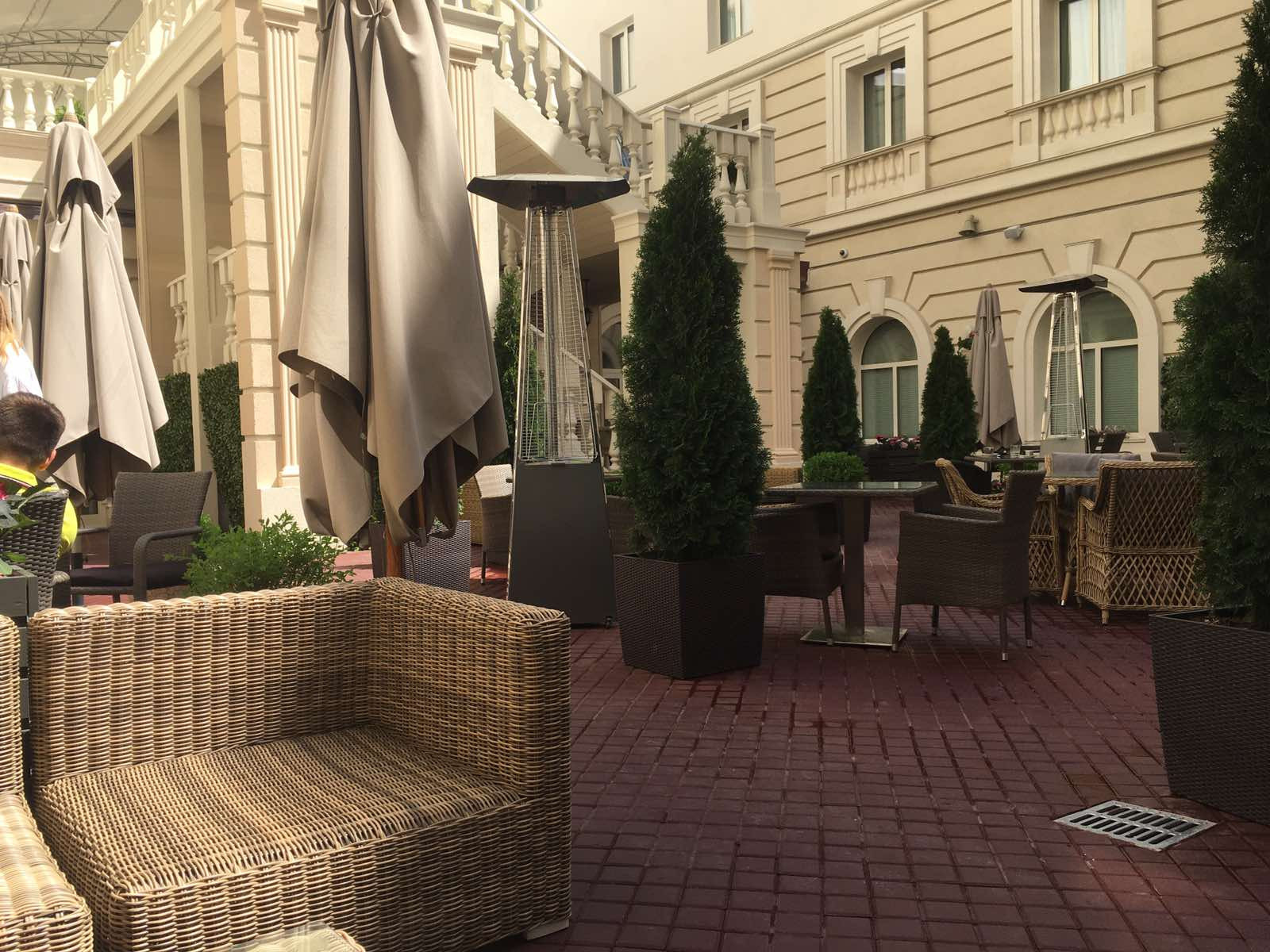 ОТКРЫТЫЙ РЕСТОРАН ОТЕЛЯ RADYSSON