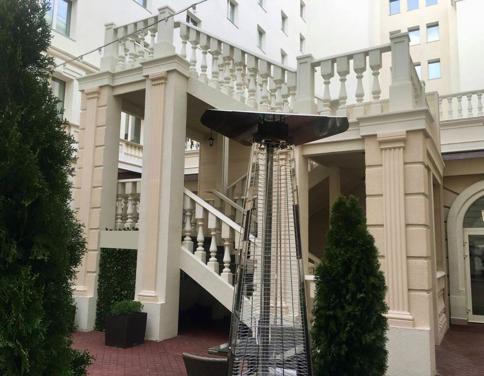 ОТКРЫТЫЙ РЕСТОРАН ОТЕЛЯ RADYSSON