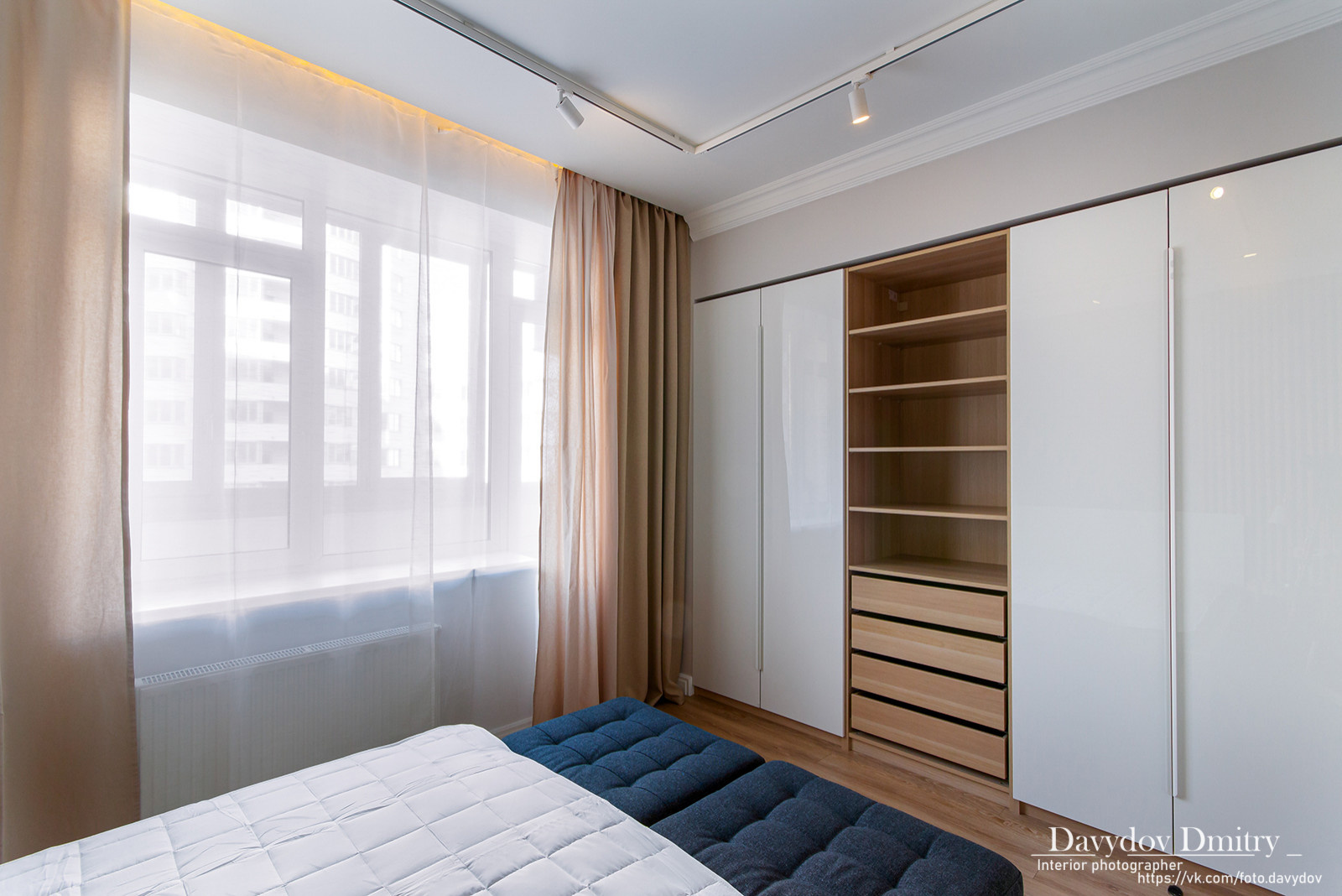 Интерьерная съемка квартиры на Свердловской наб. Санкт-Петербург.