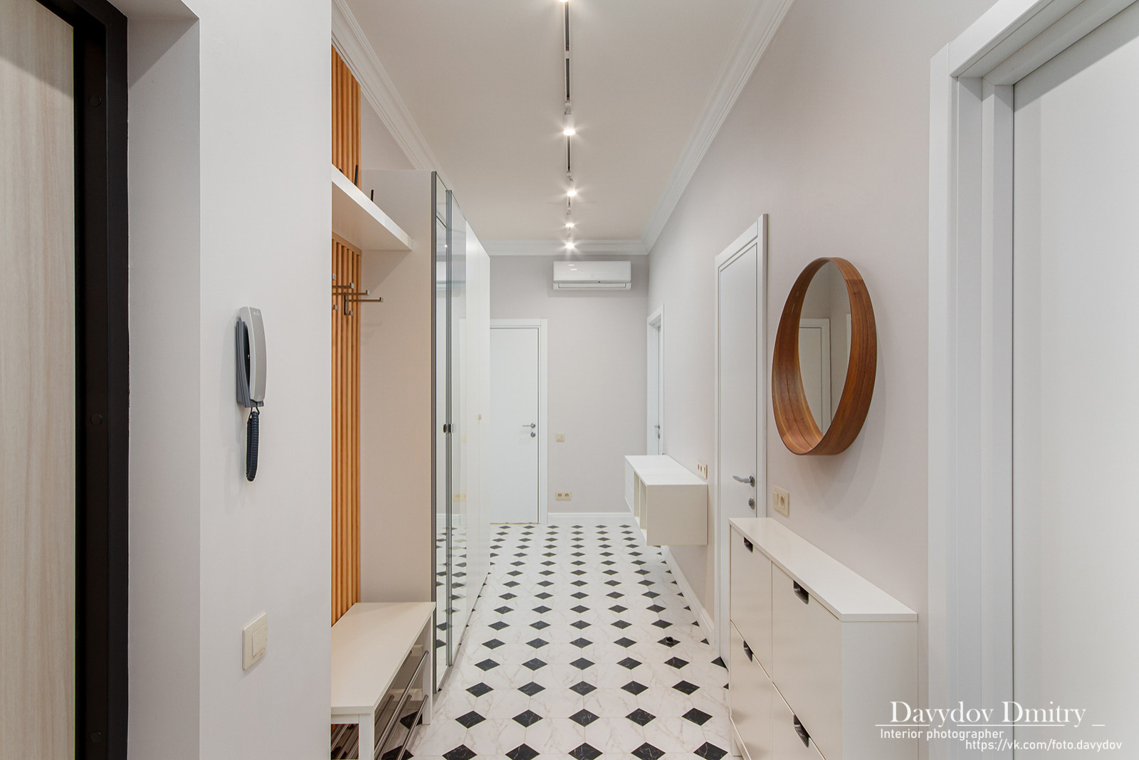 Интерьерная съемка квартиры на Свердловской наб. Санкт-Петербург.