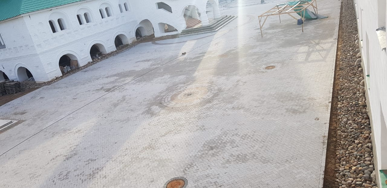 Мощение Александро-Свирского монастыря