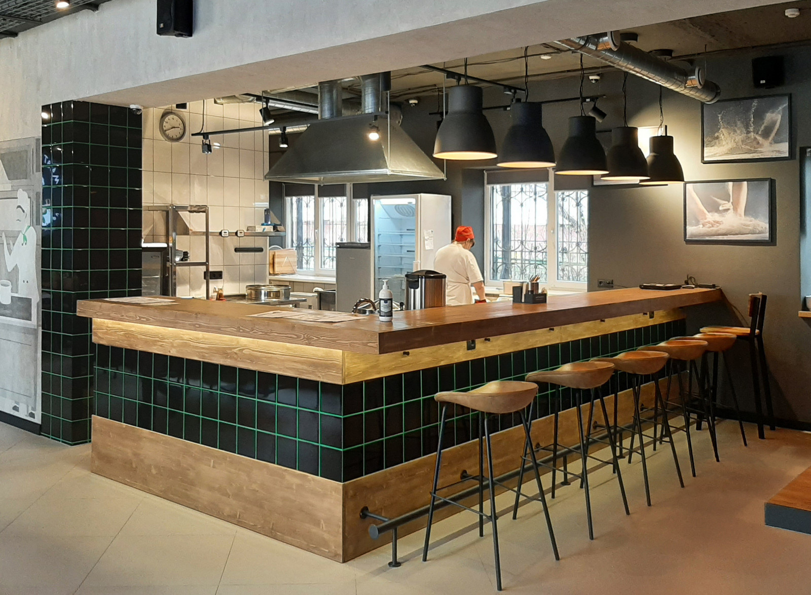 Ресторан моно-кухни "Манты Карла"