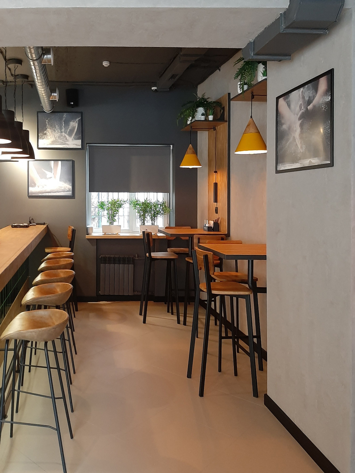 Ресторан моно-кухни "Манты Карла"