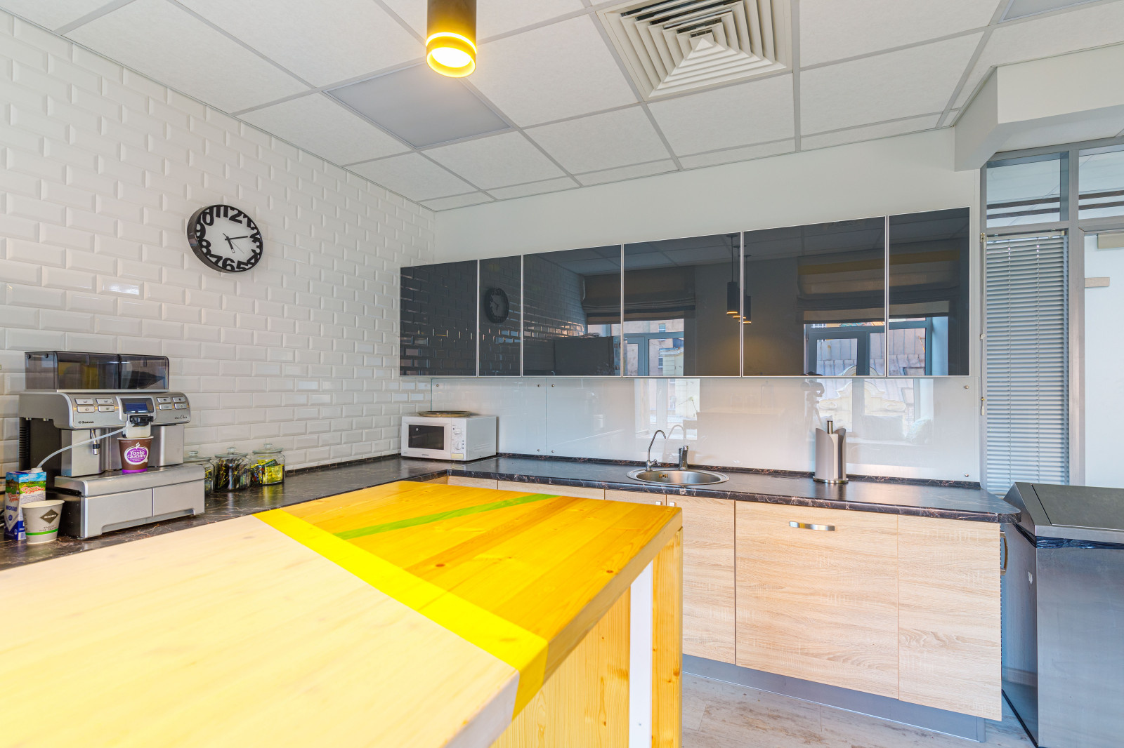 Кухня в офисе