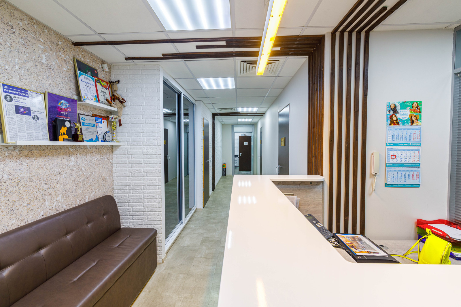 Обложка проекта: Дизайн интерьера офиса компании HeadHunter г. Санкт-Петербург