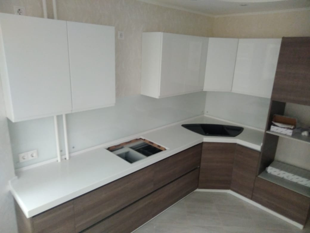 Столешница из искусственного камня