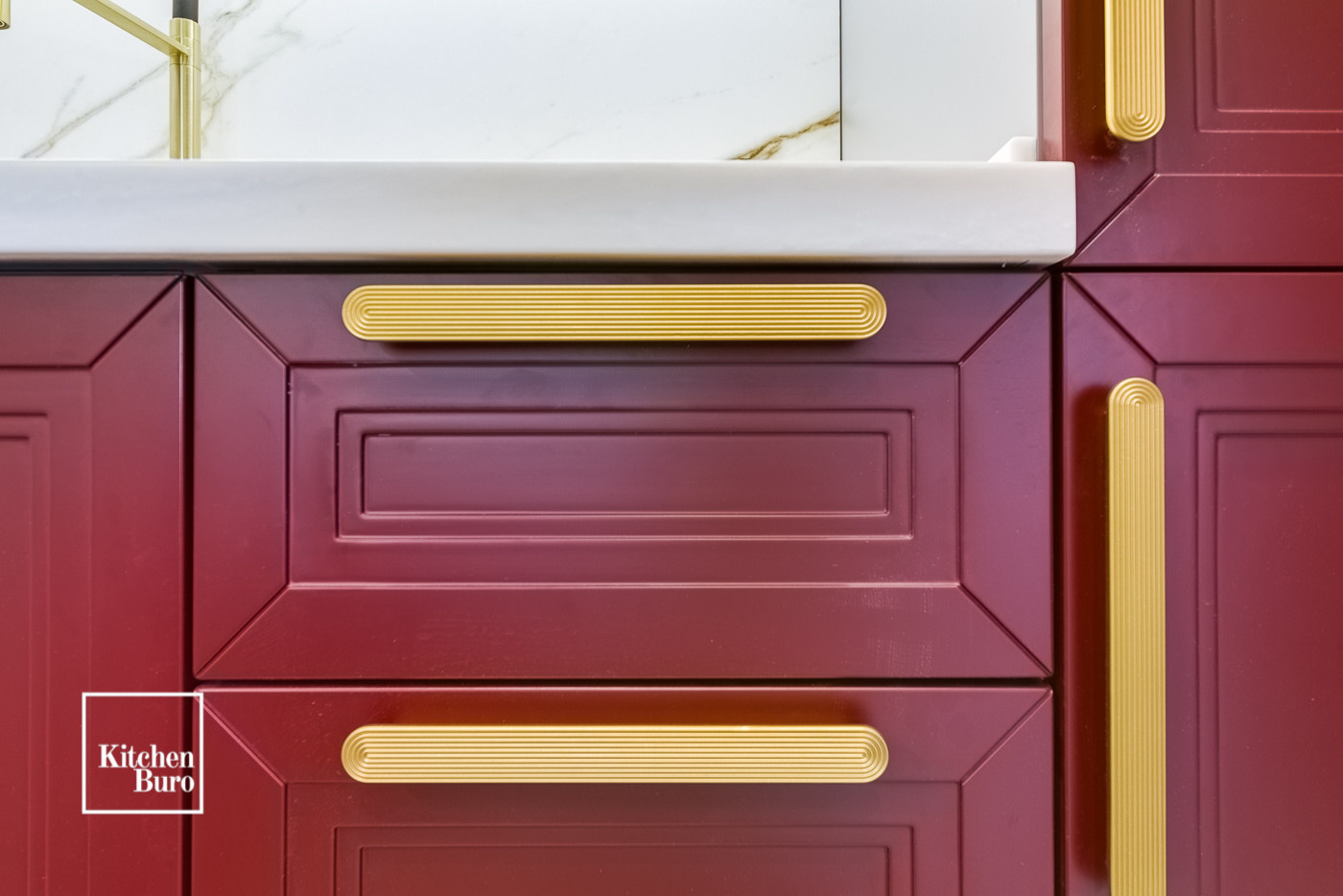 Мебель (фасады с фрезеровкой)