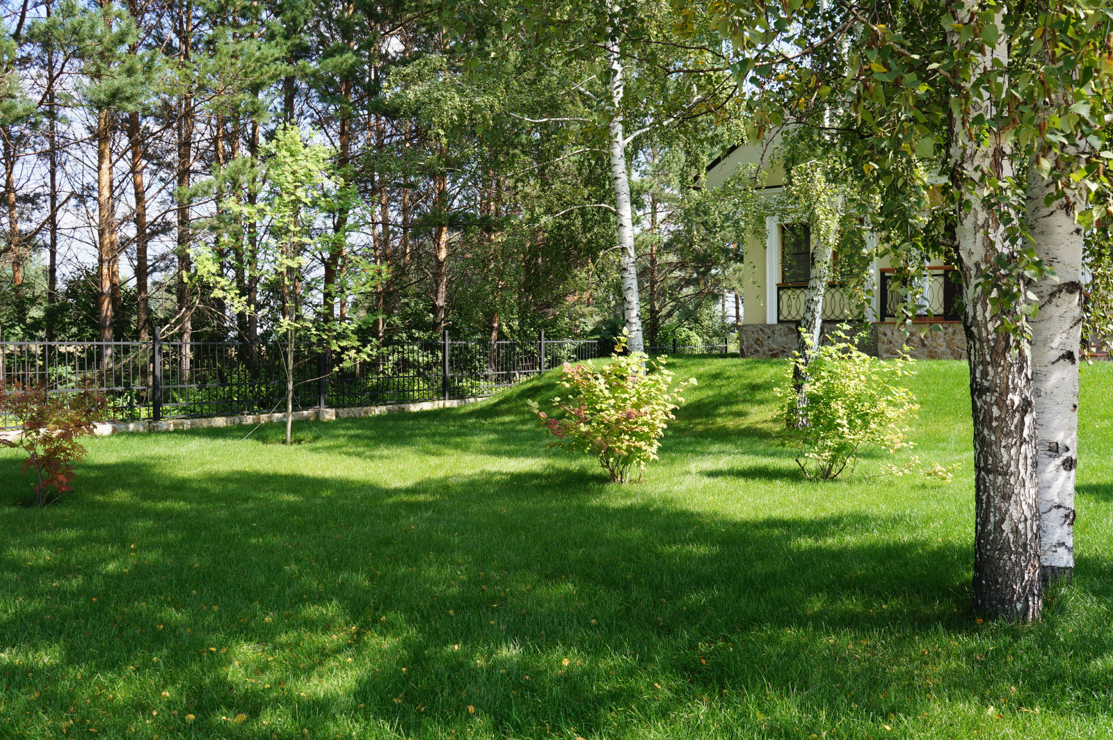 Ландшафтные работы  на частном объекте Георгиевская