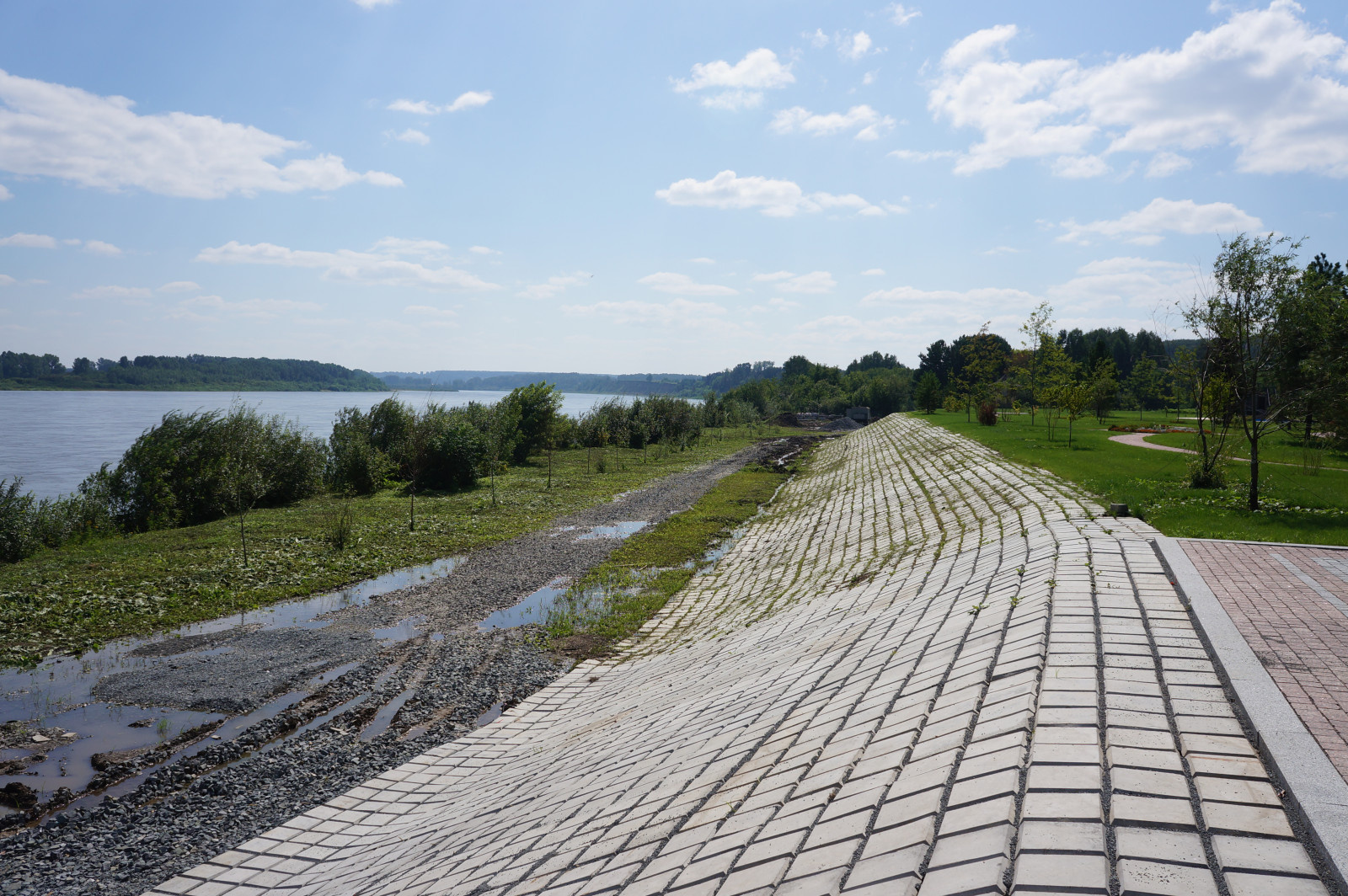 Ландшафтные работы  на частном объекте Георгиевская