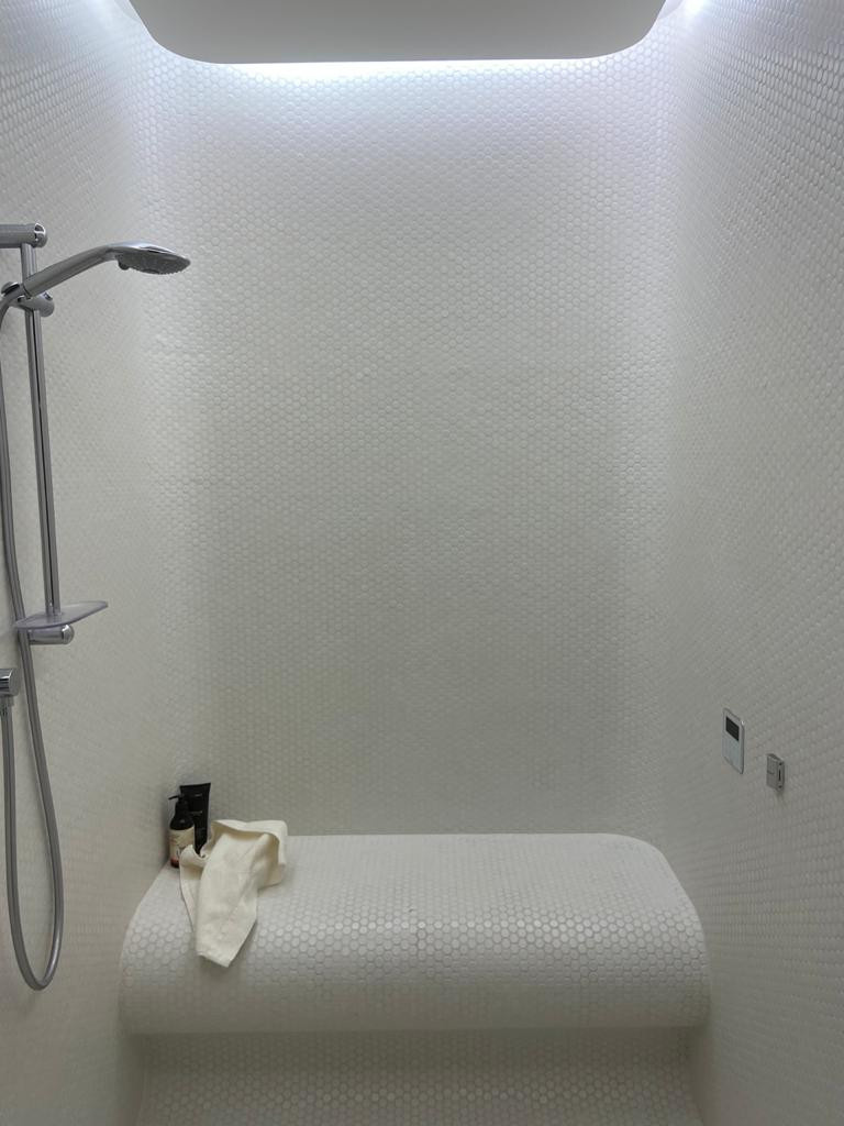 Дом молодого мужчины