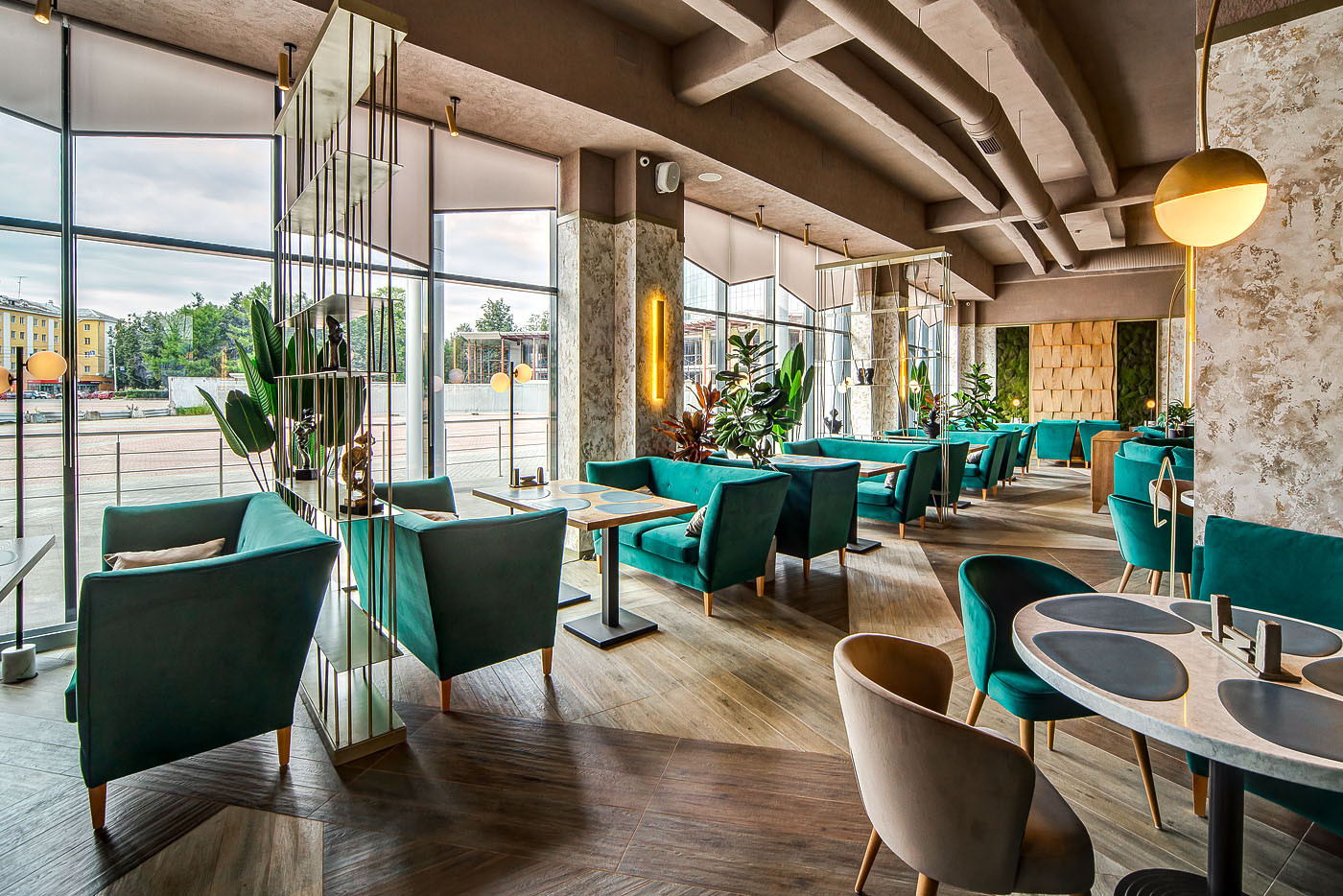 производство, рестораны, магазины