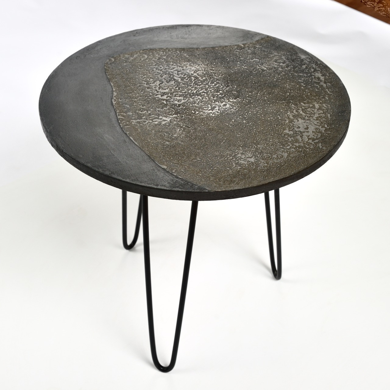 Столики на заказ ручная работа