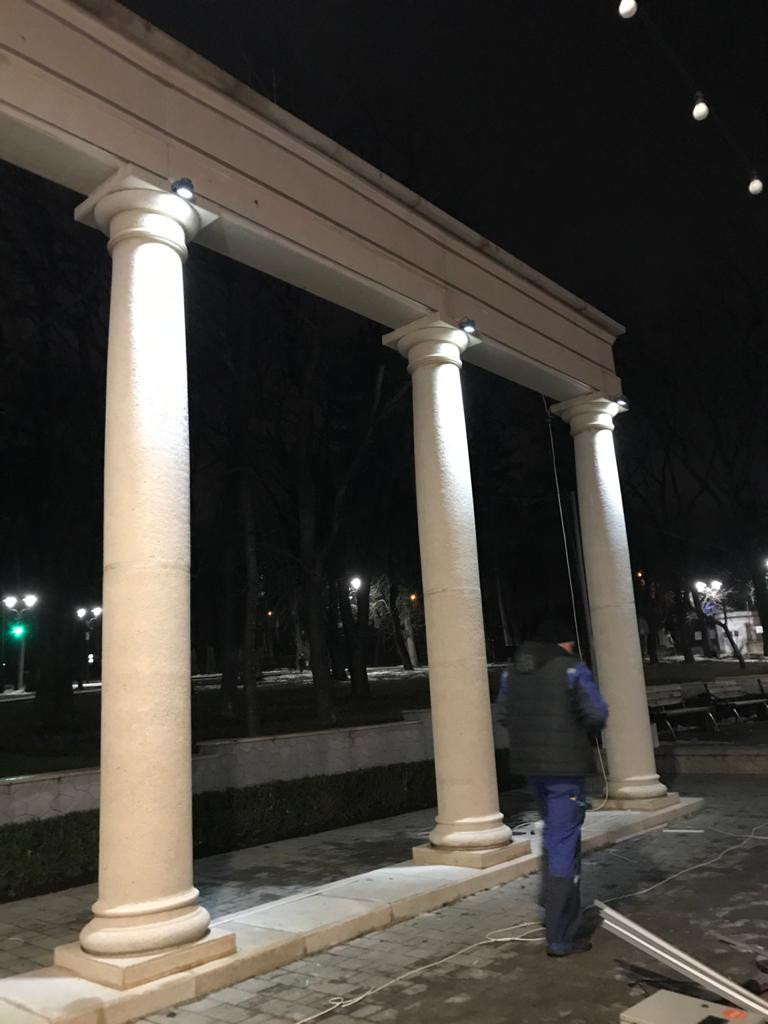 Архитектурная подсветка колоннады г Ессентуки