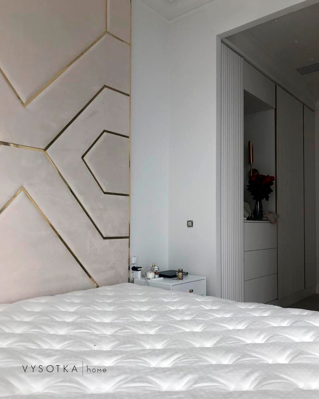 Мягкая панель в спальню