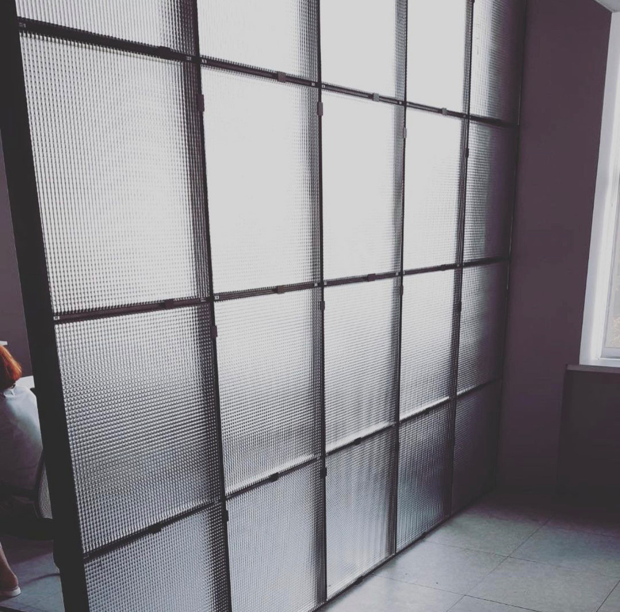 Стеклянная перегородка -Квадраты