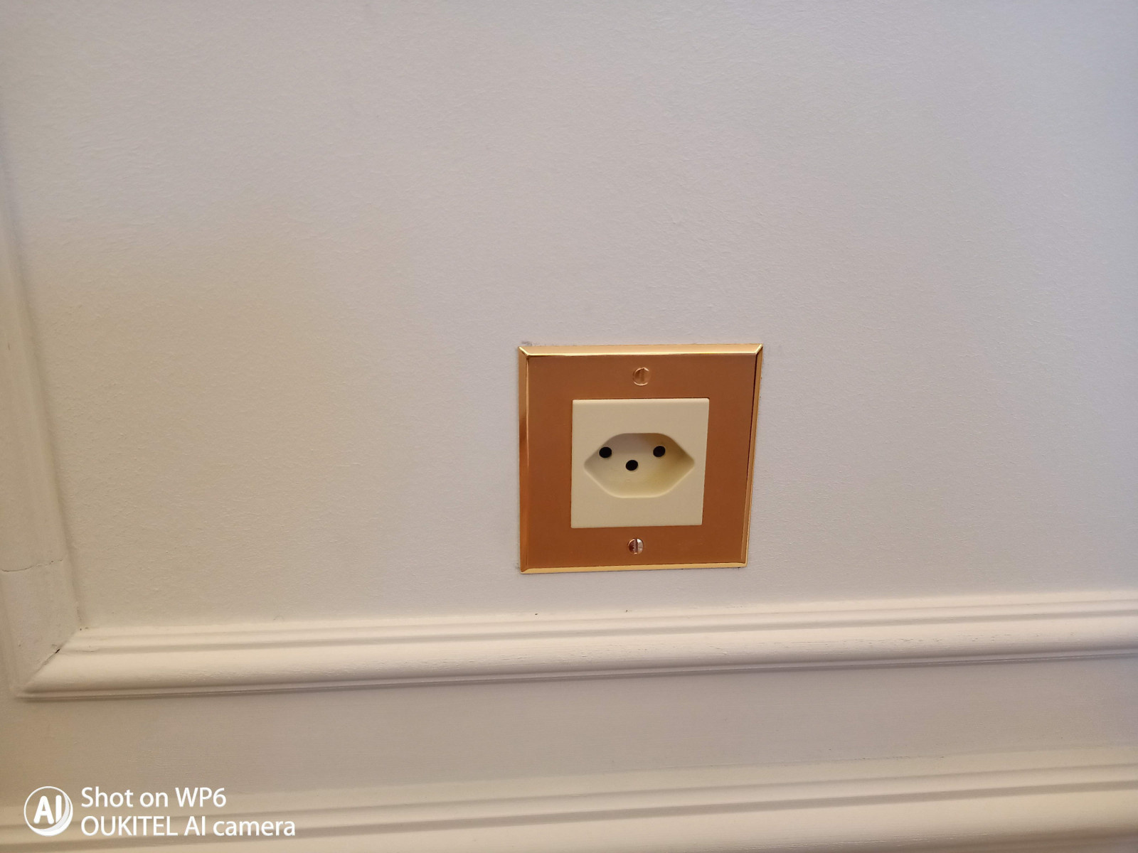 Электромонтаж квартиры в Женеве