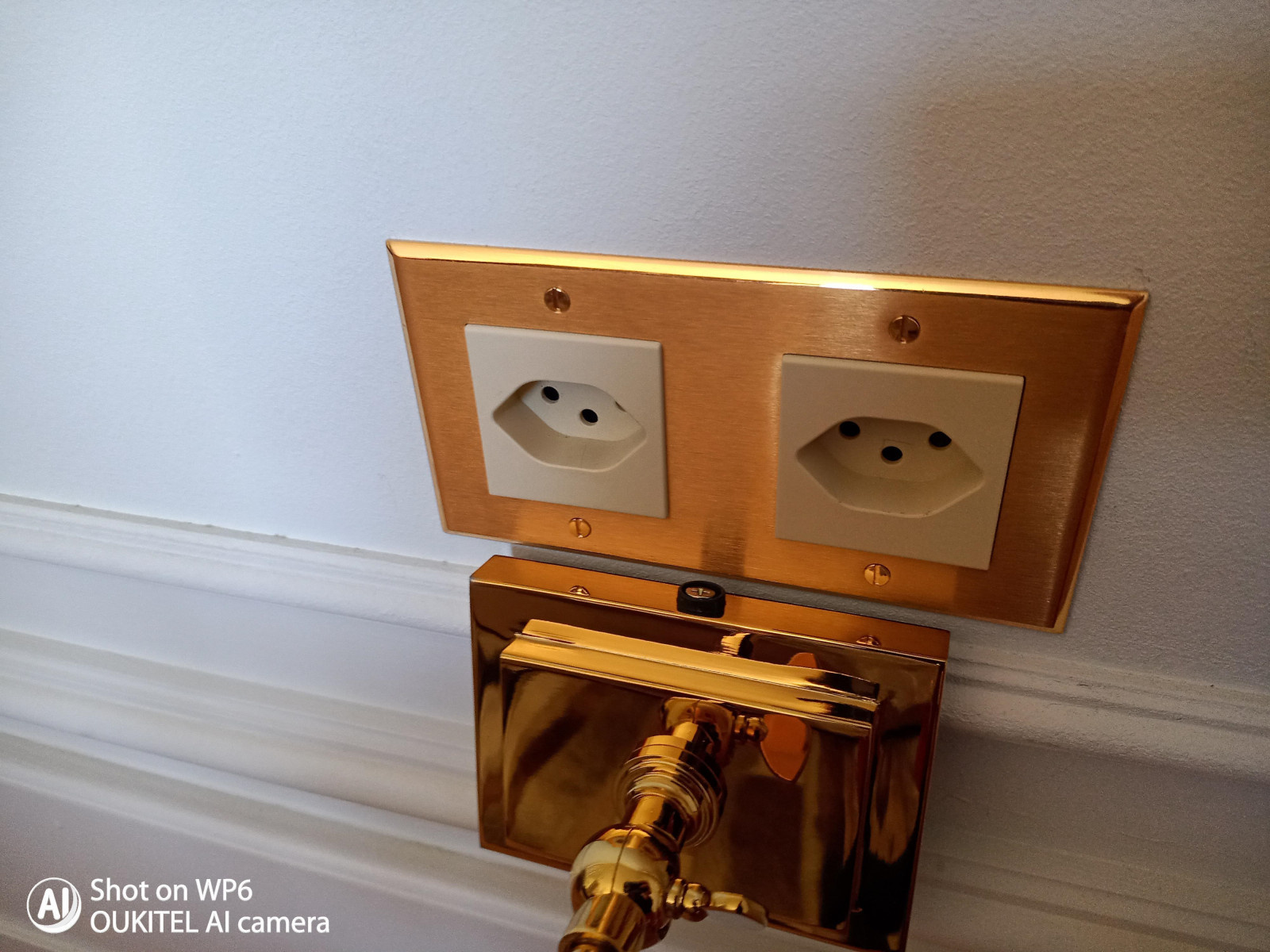 Электромонтаж квартиры в Женеве