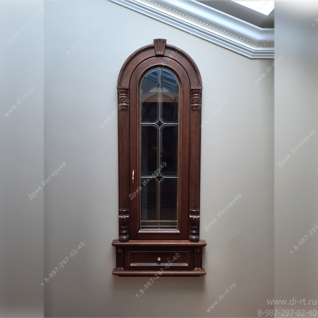 Ниши в стене из дуба