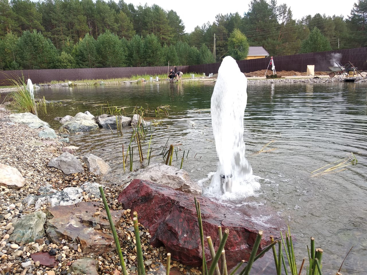 Декоративный водоём в п. Огурдино (Пермский край)