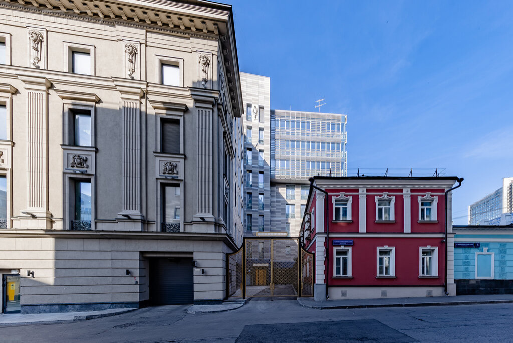 TURANDOT RESIDENCES