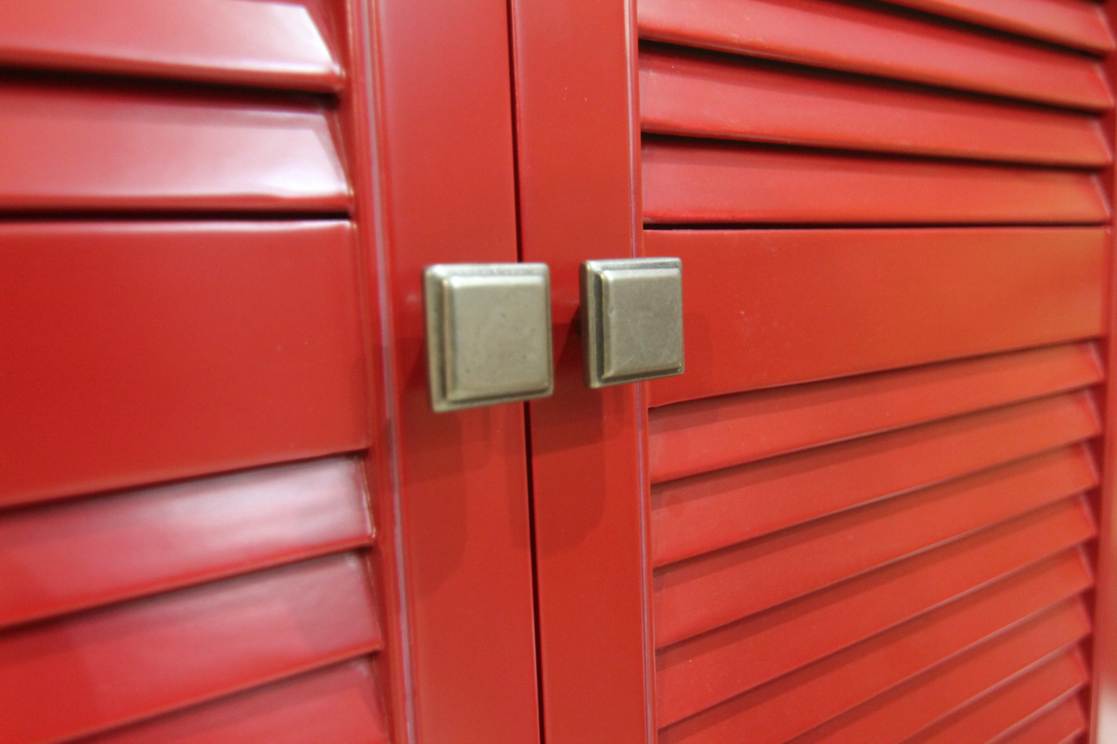 Цвет марсала в интерьере. Преимущества, особенности, нюансы оформления