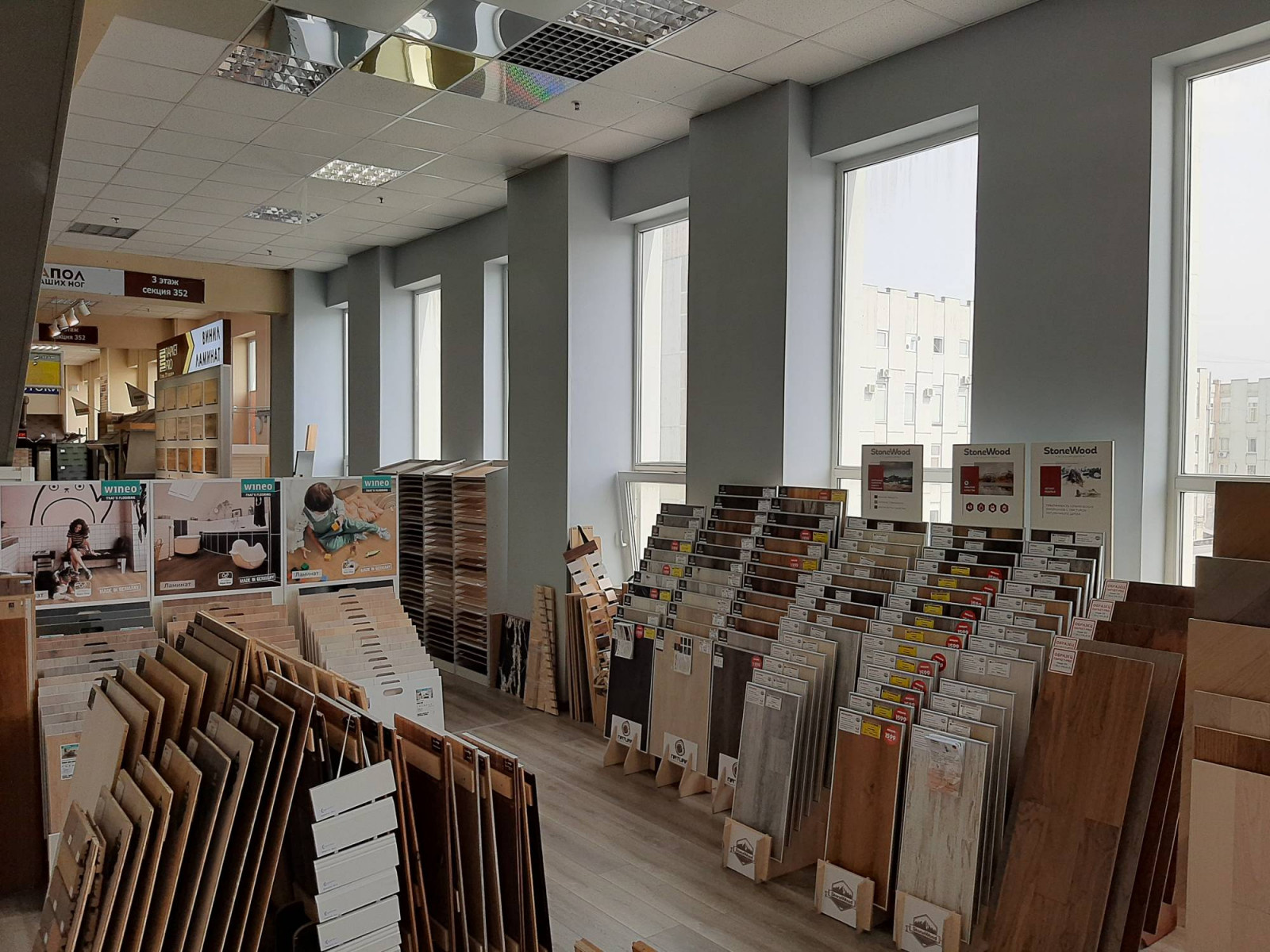 Паркет PRO в ТК "Загородный дом" СПб