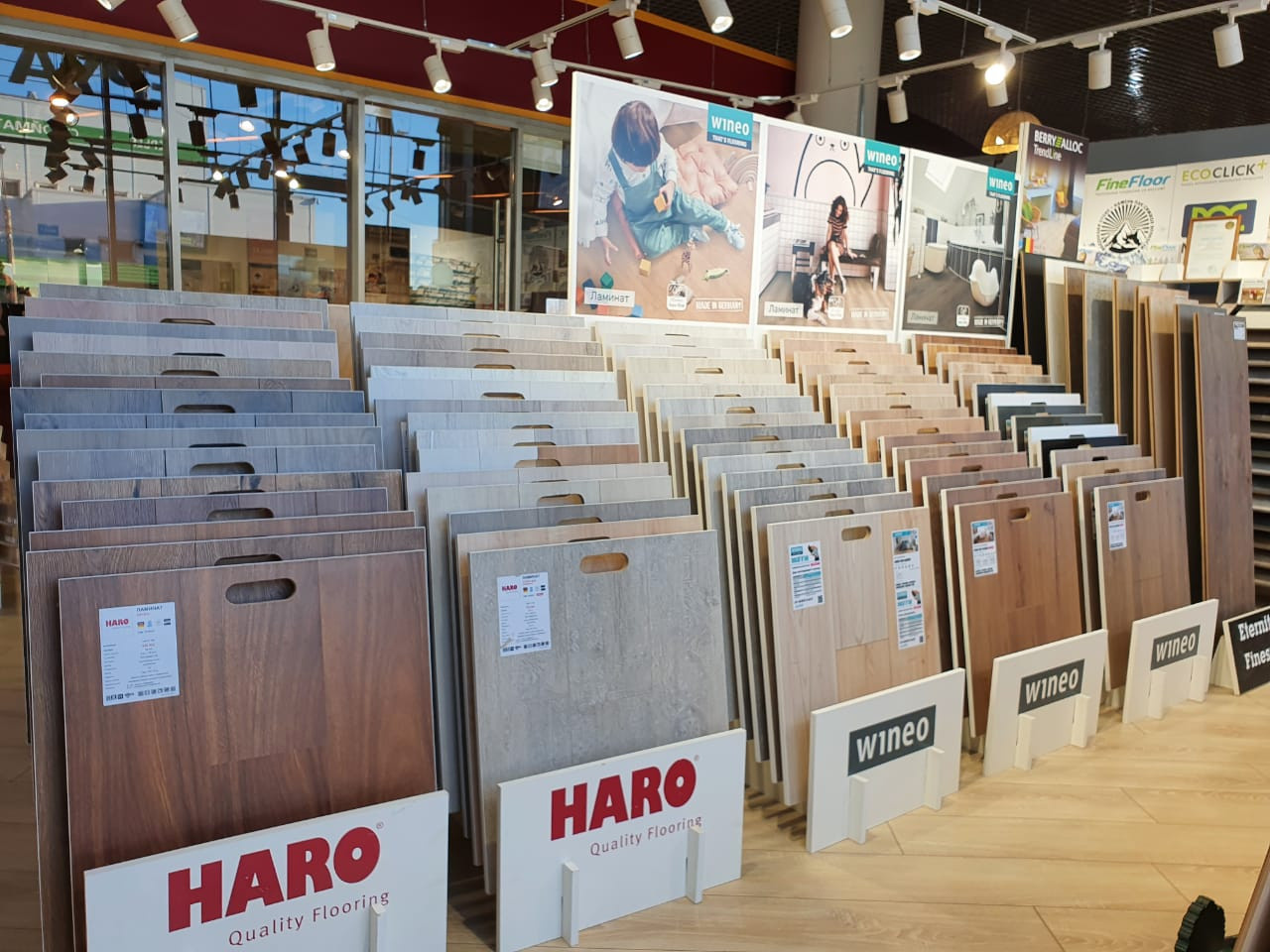 Паркет PRO в ТК "Мебельвуд" СПб