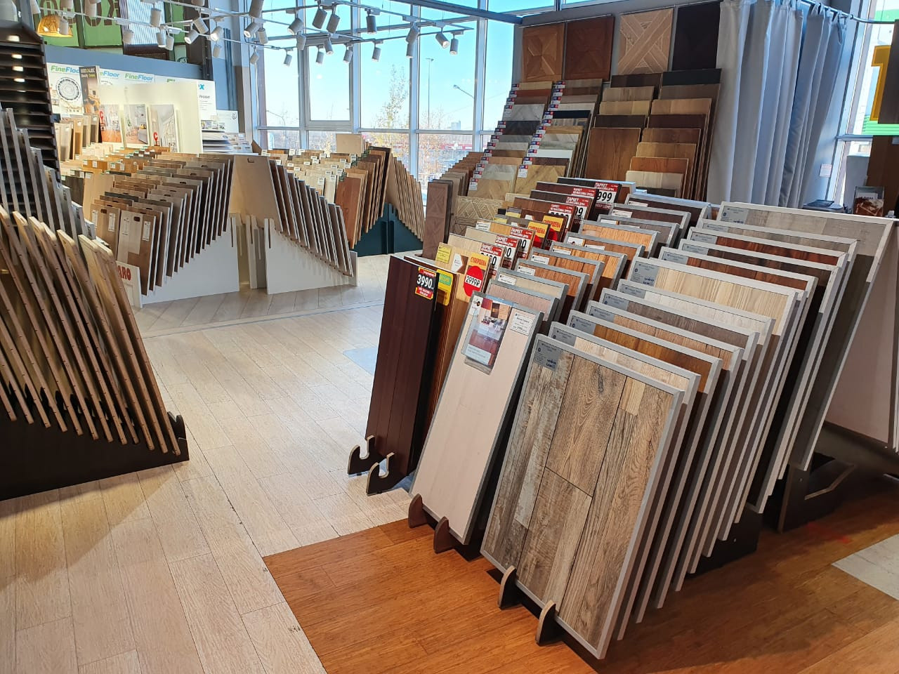 Паркет PRO в ТК "Мебельвуд" СПб
