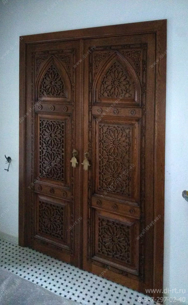 Двери из ценных пород древесины