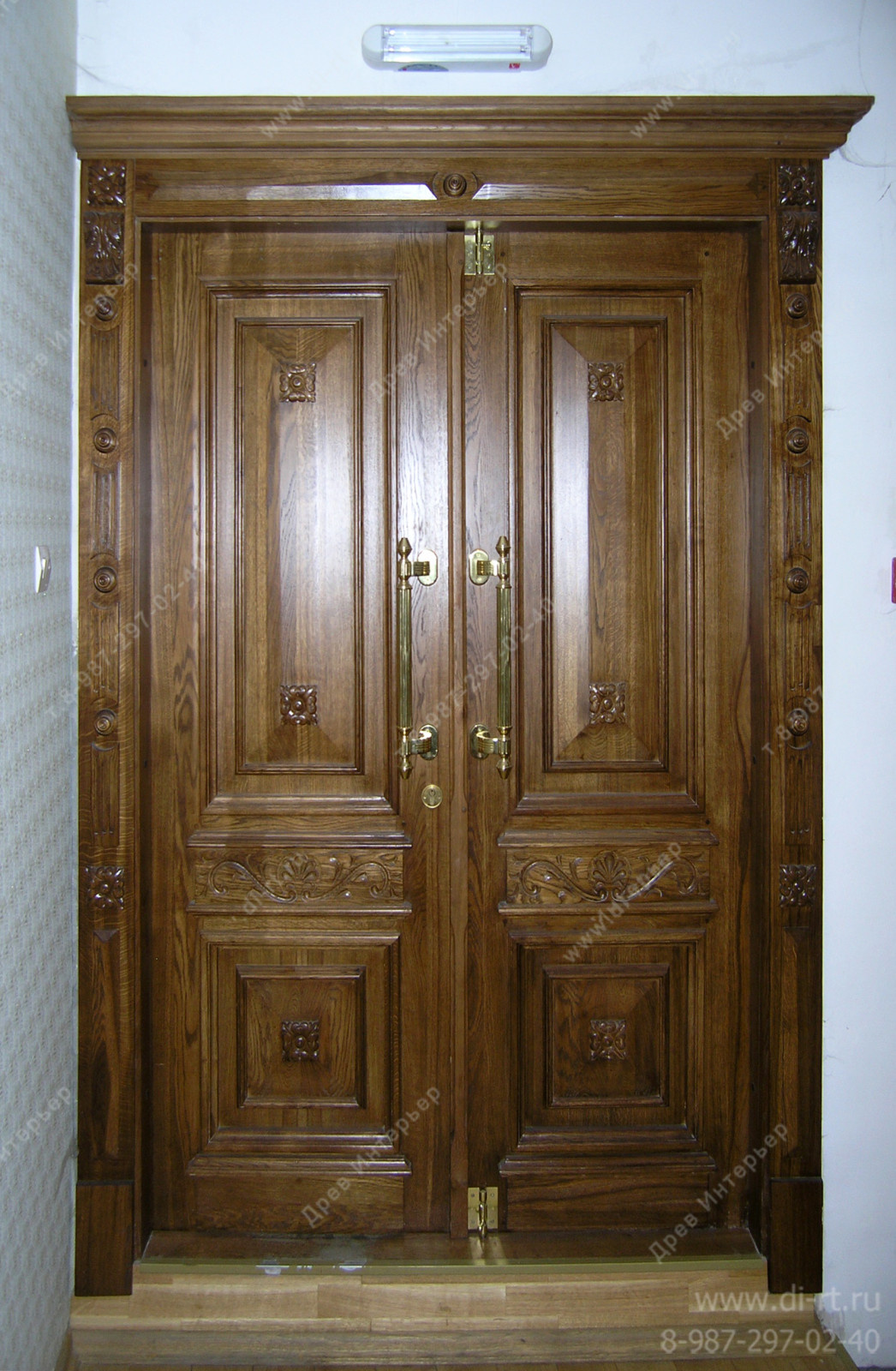 Двери из ценных пород древесины