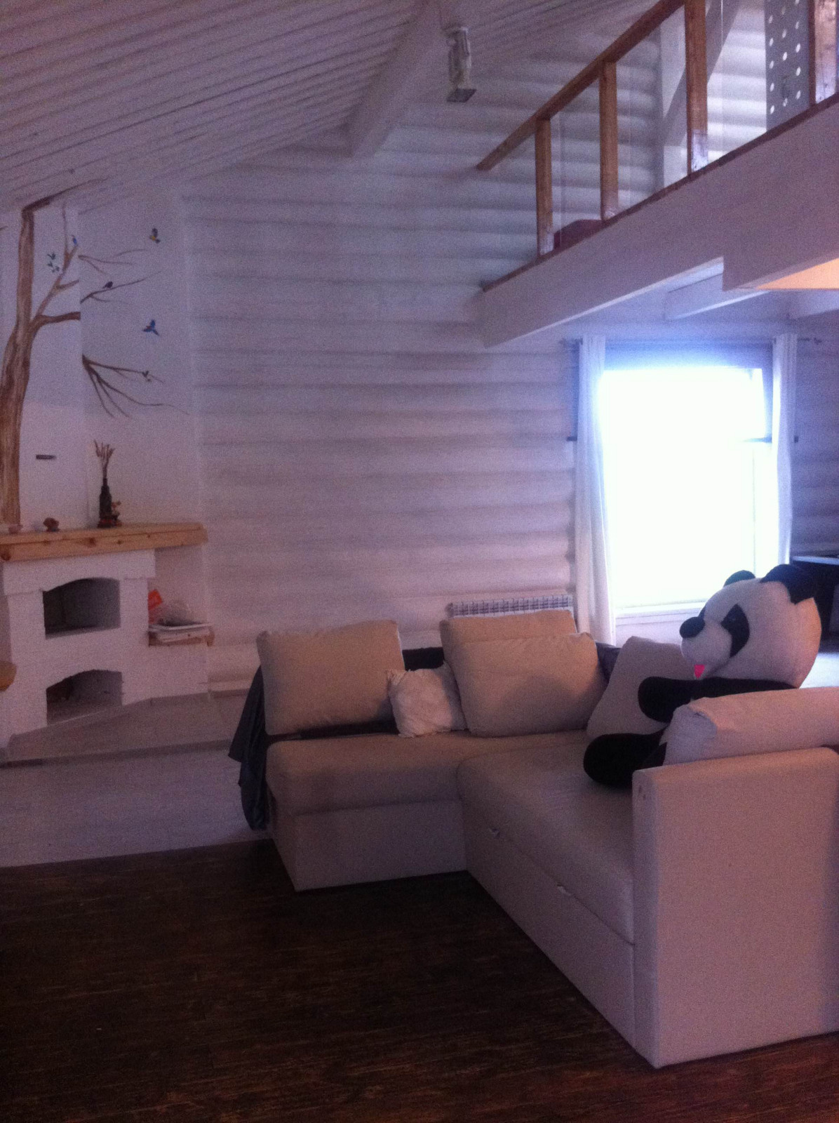 Деревянный дом-дача  ручной рубки