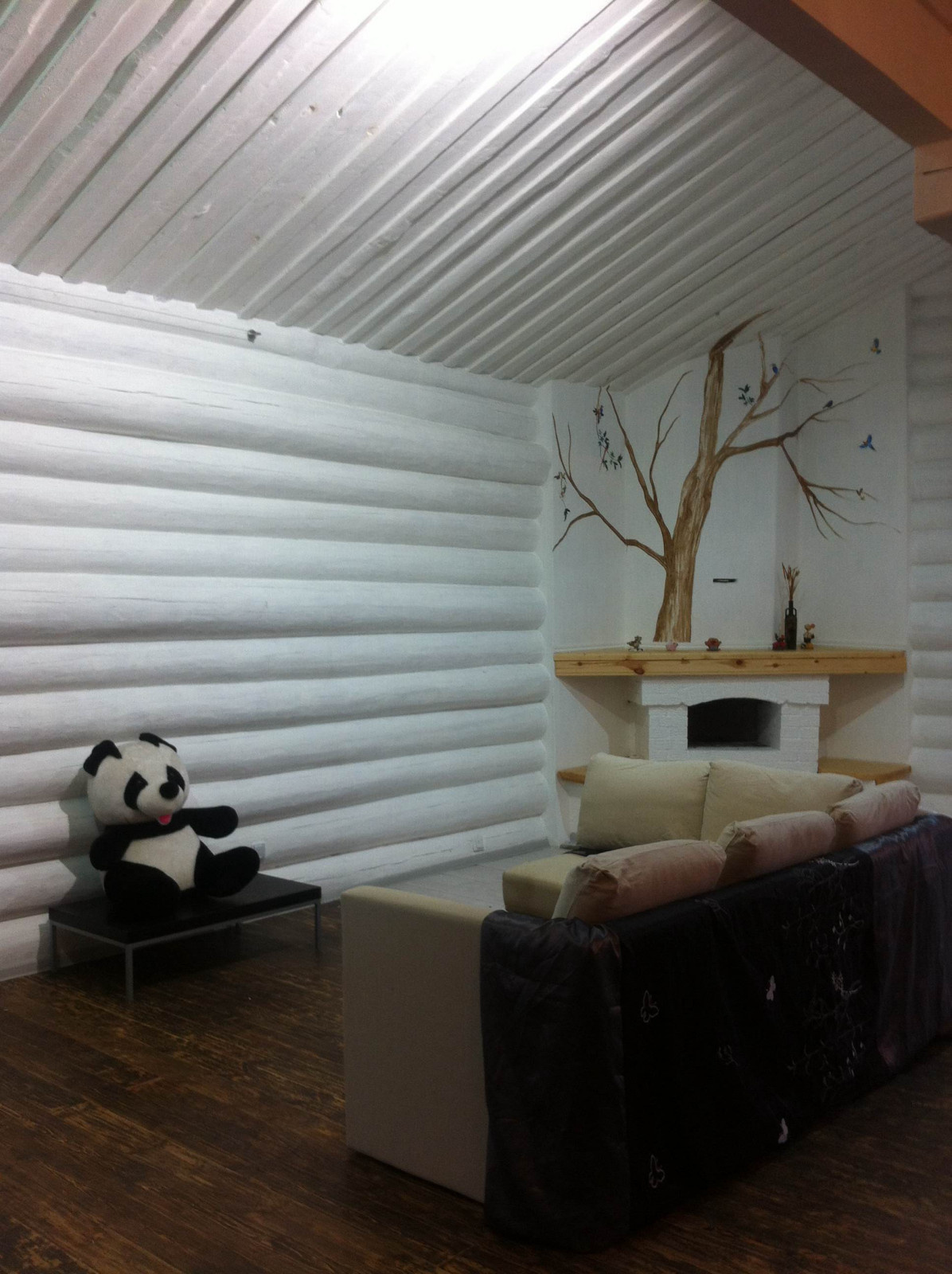 Деревянный дом-дача  ручной рубки