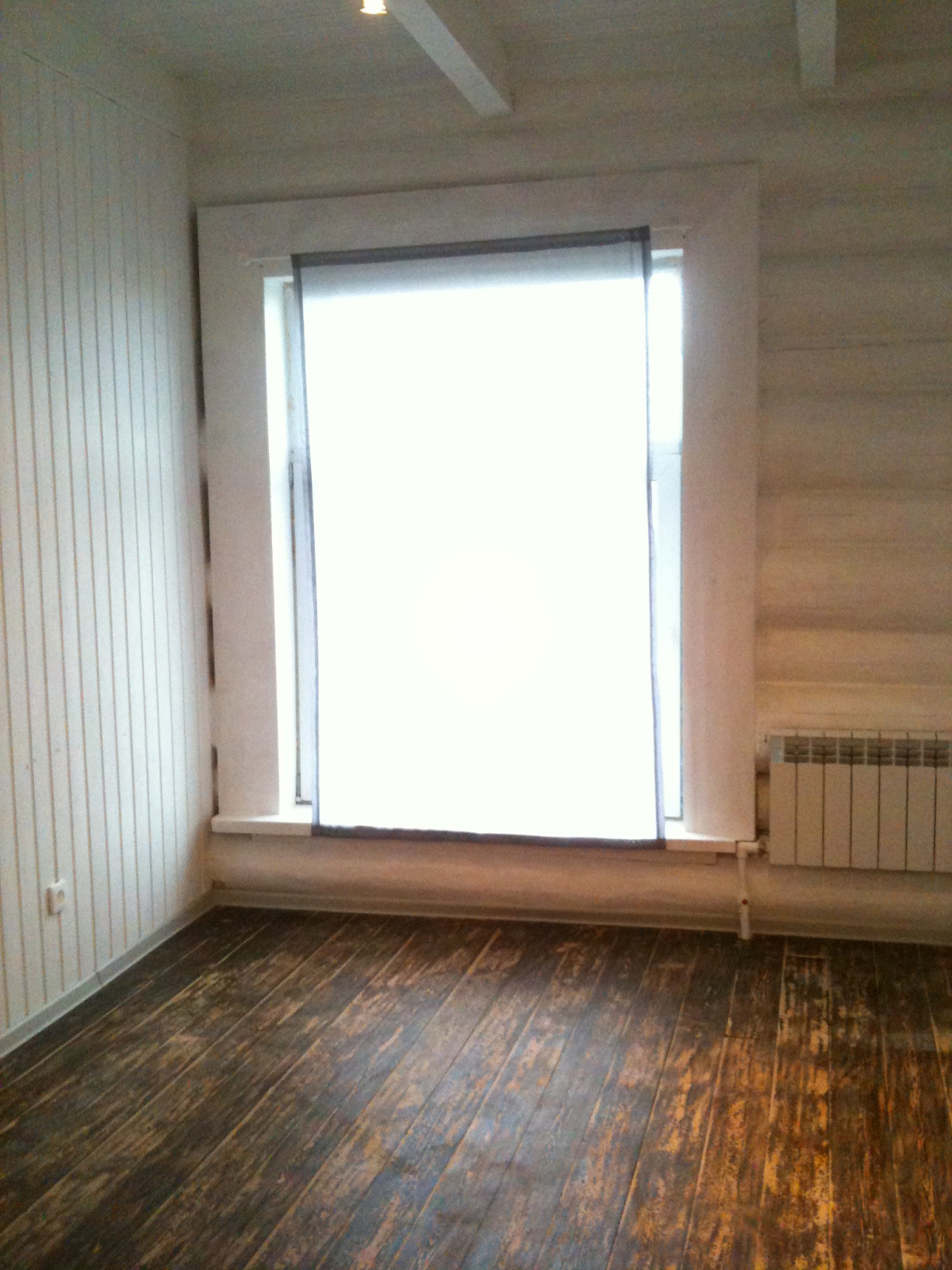 Деревянный дом-дача  ручной рубки