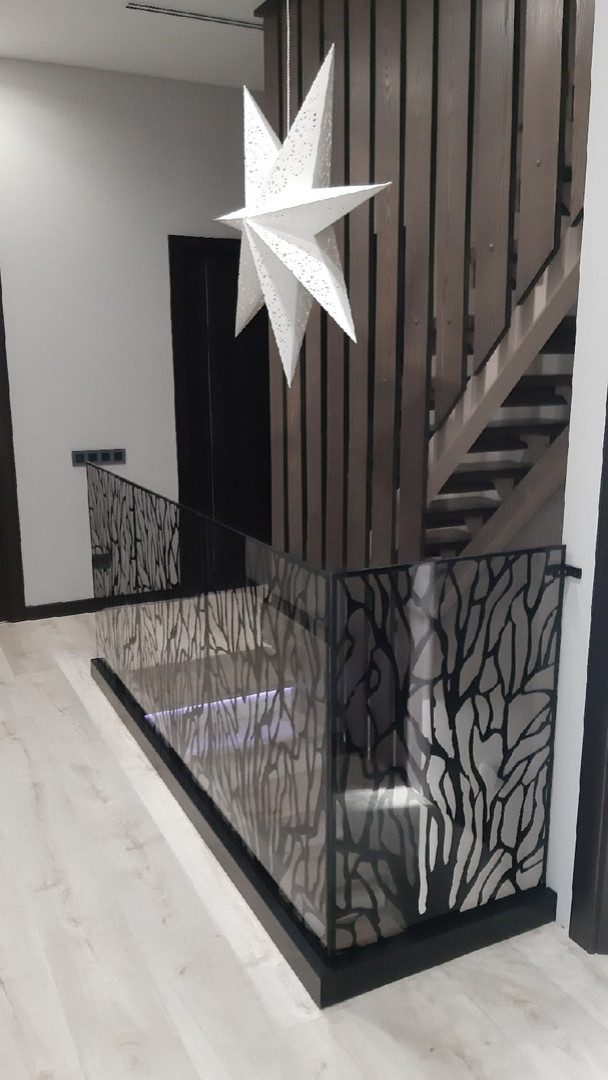 Лестничное ограждение + настенная панель