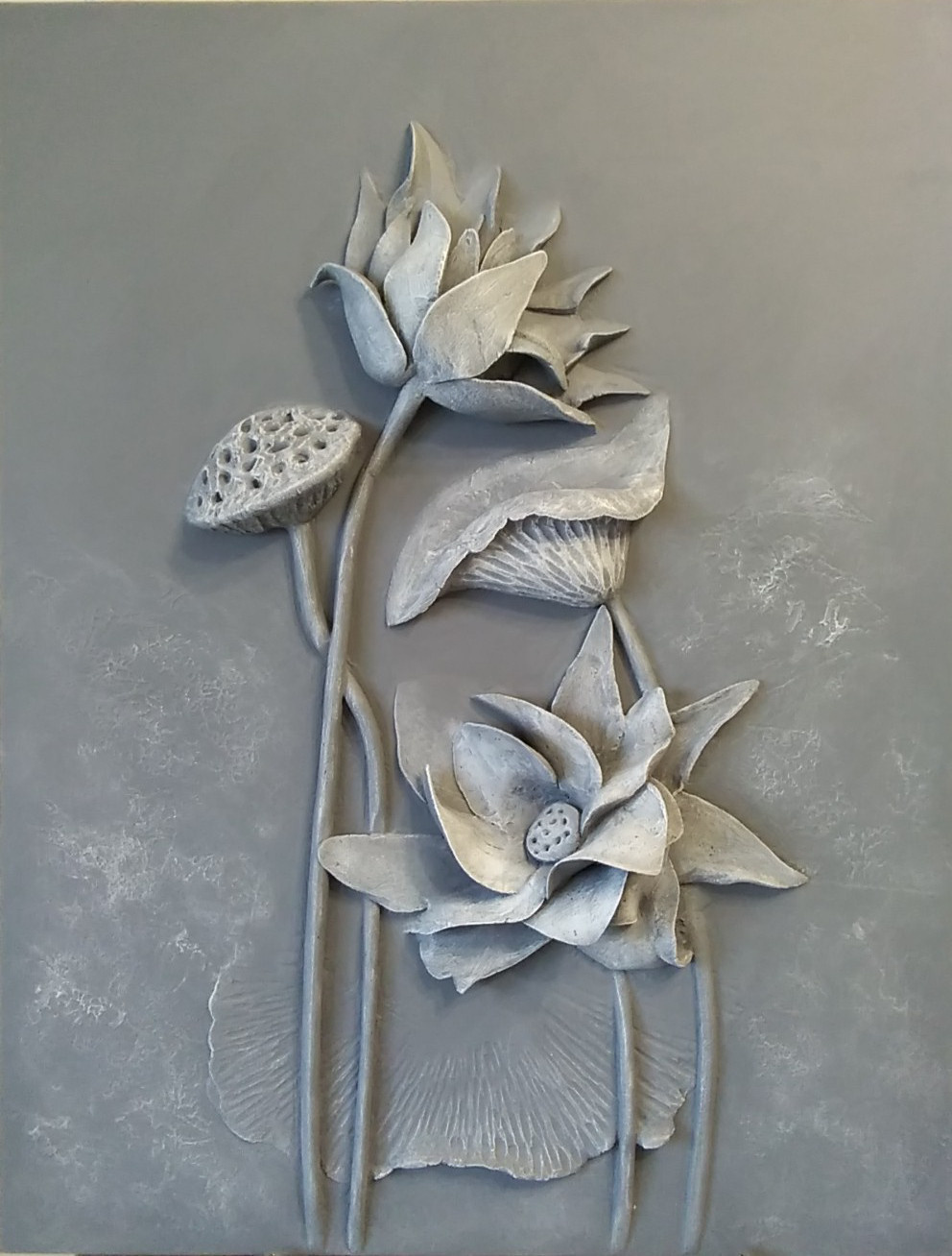 Панно с барельефом Лотосы. Лауреат 2ой степени на международной выставке