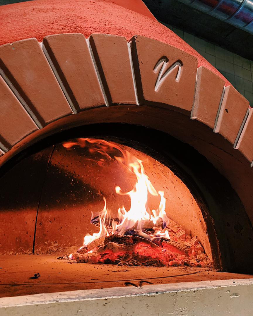 Пицца печь Valoriani для пиццерии Roni