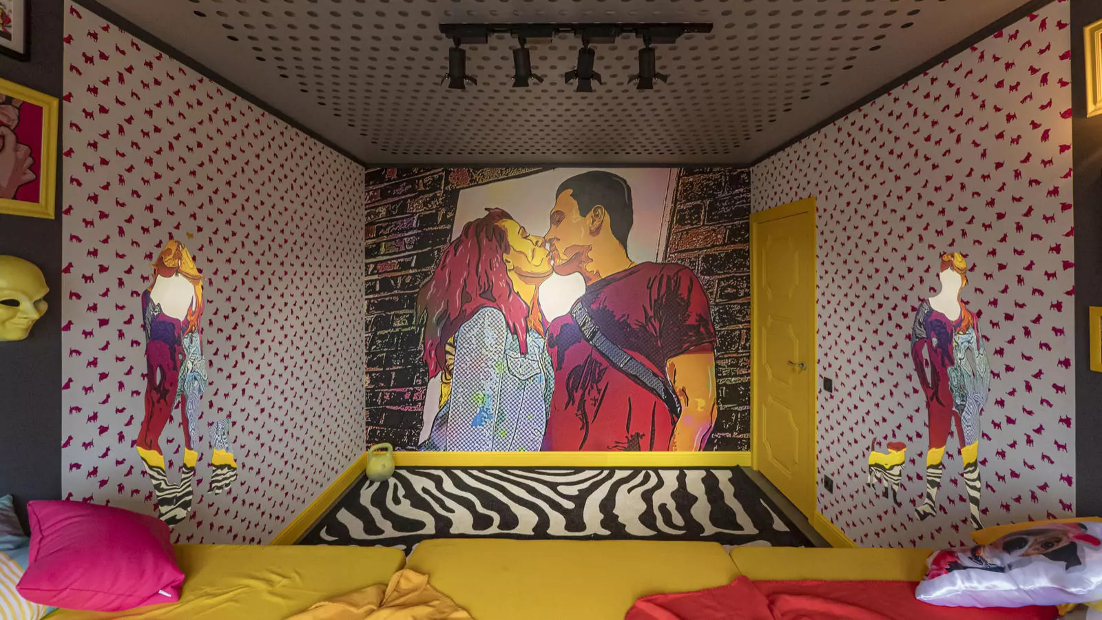 Костюмерная спортивный зал для Битвы дизайнеров на ТНТ