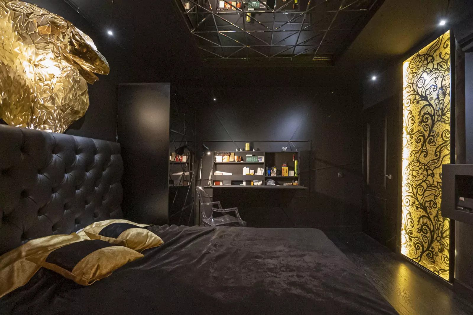 Спальня -мастерская