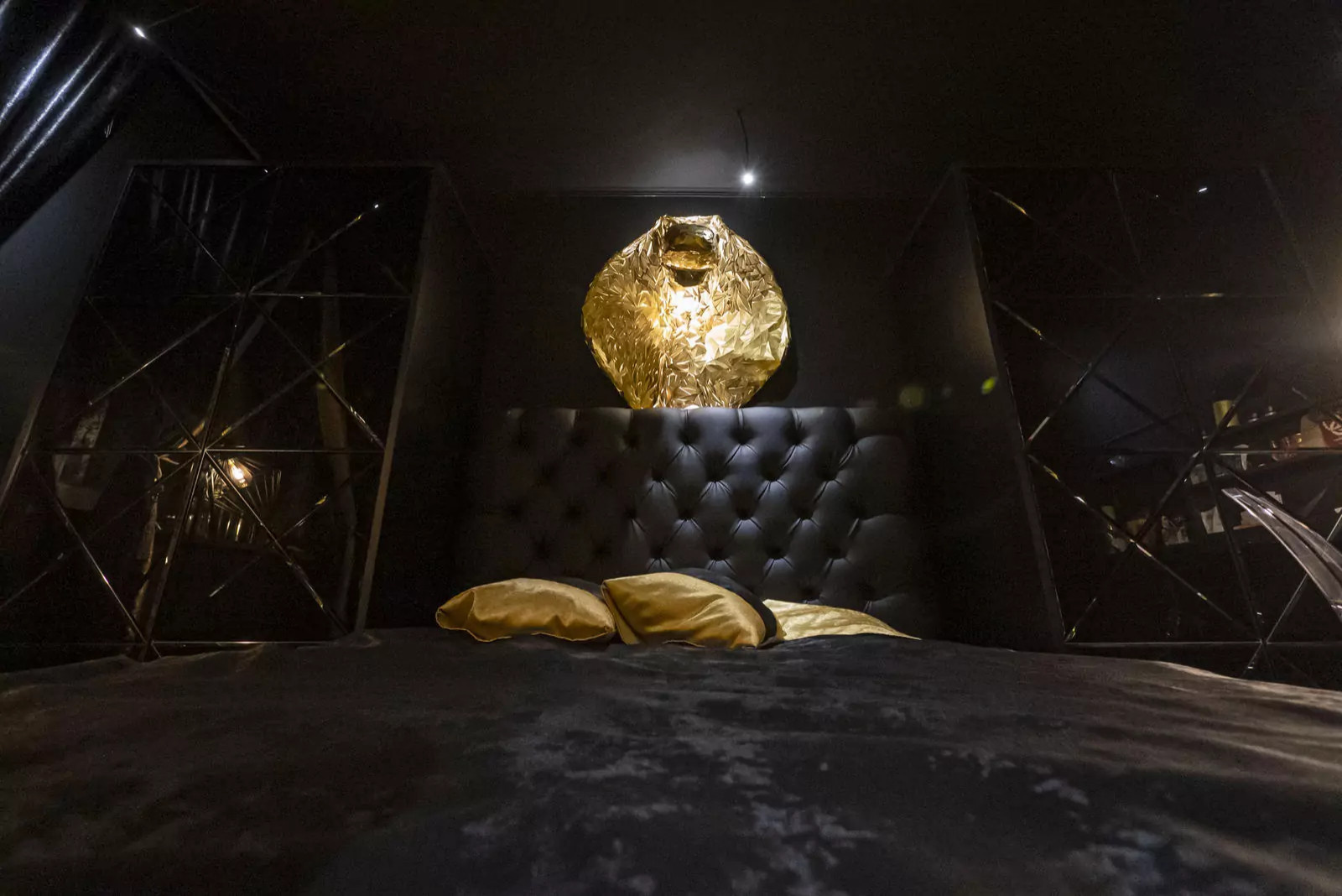 Спальня -мастерская