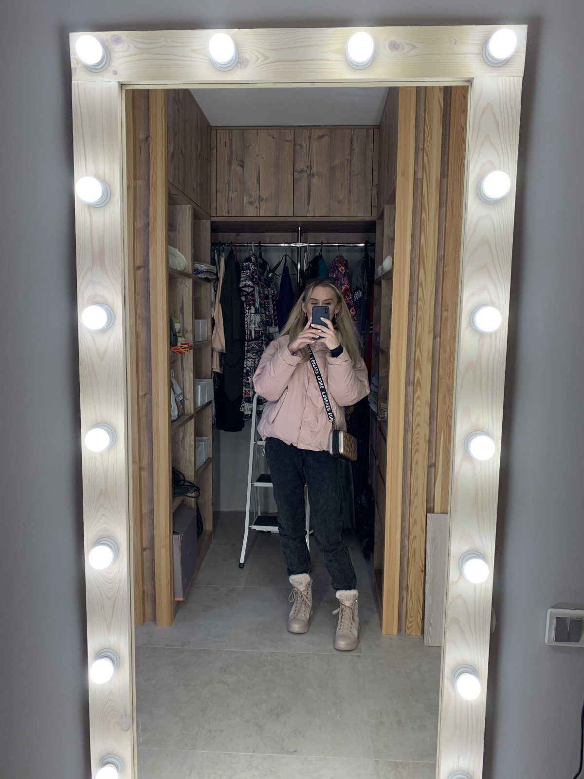 Одна квартира из двух