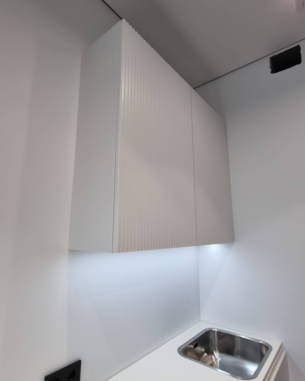 Кухня в современном стиле ЖК "Зиларт"