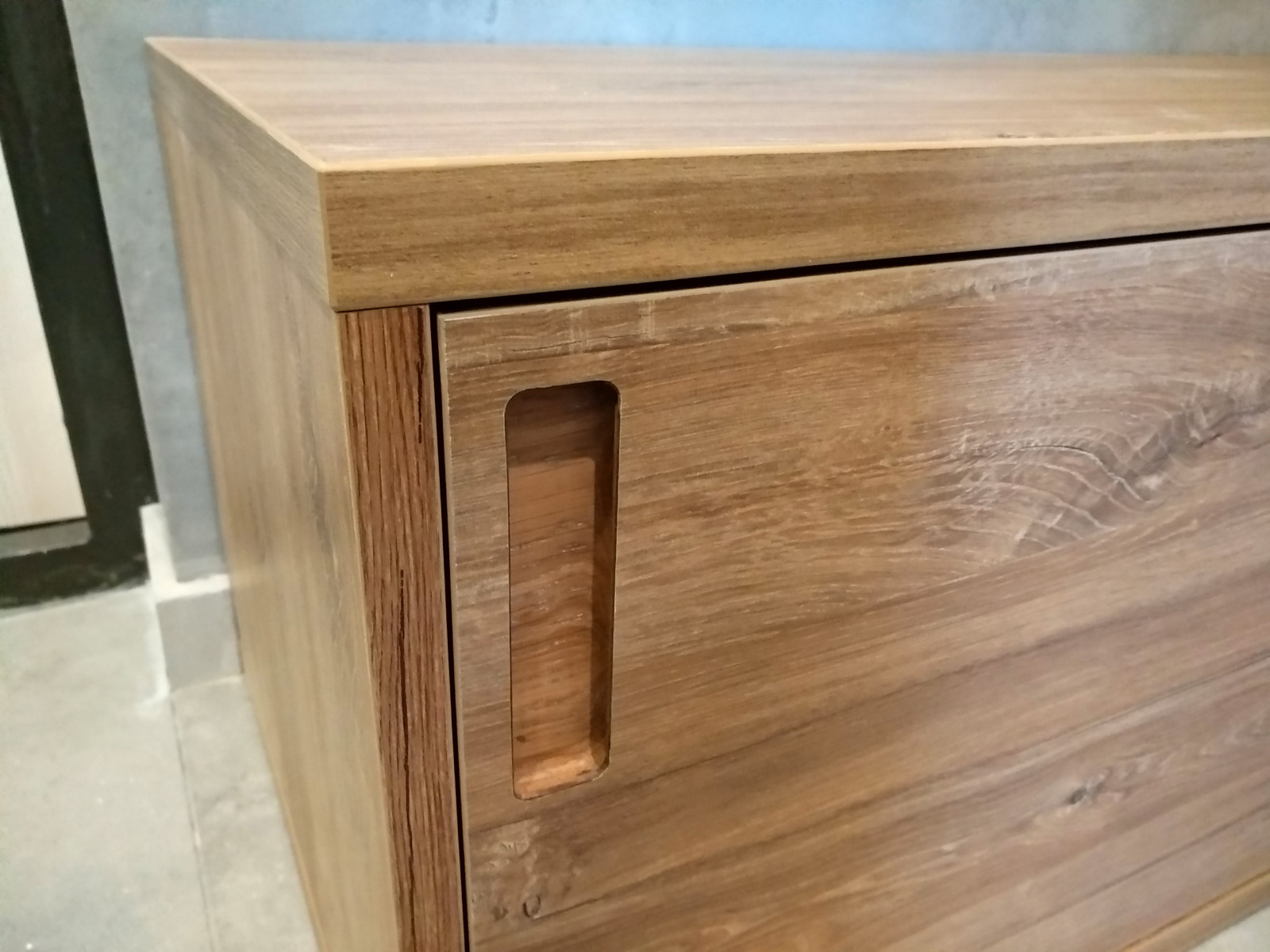 Тумба для обуви. МДФ облицованный пластиком