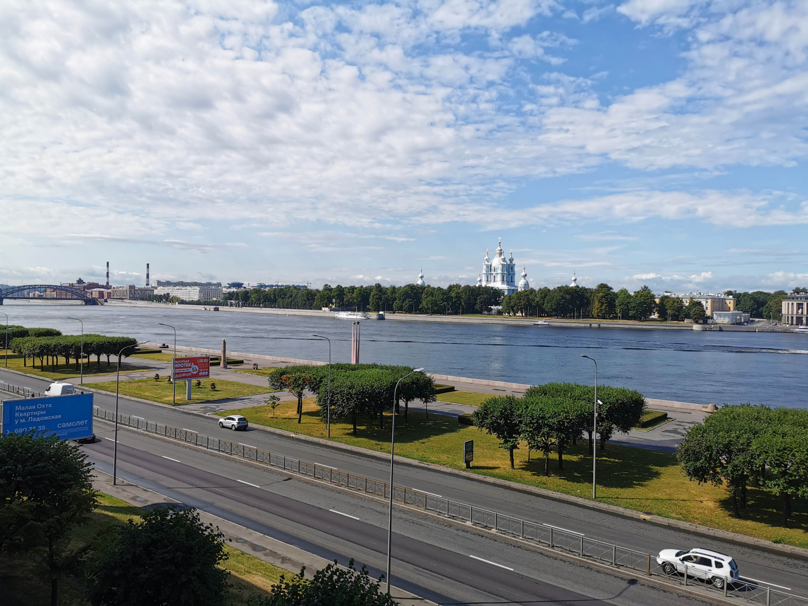 Студия лофт на Неве