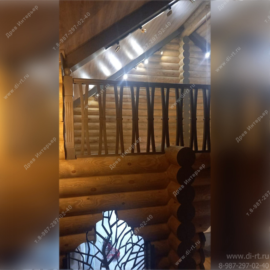 Отделка дома. Кухня. Лестница. Потолочные балки.