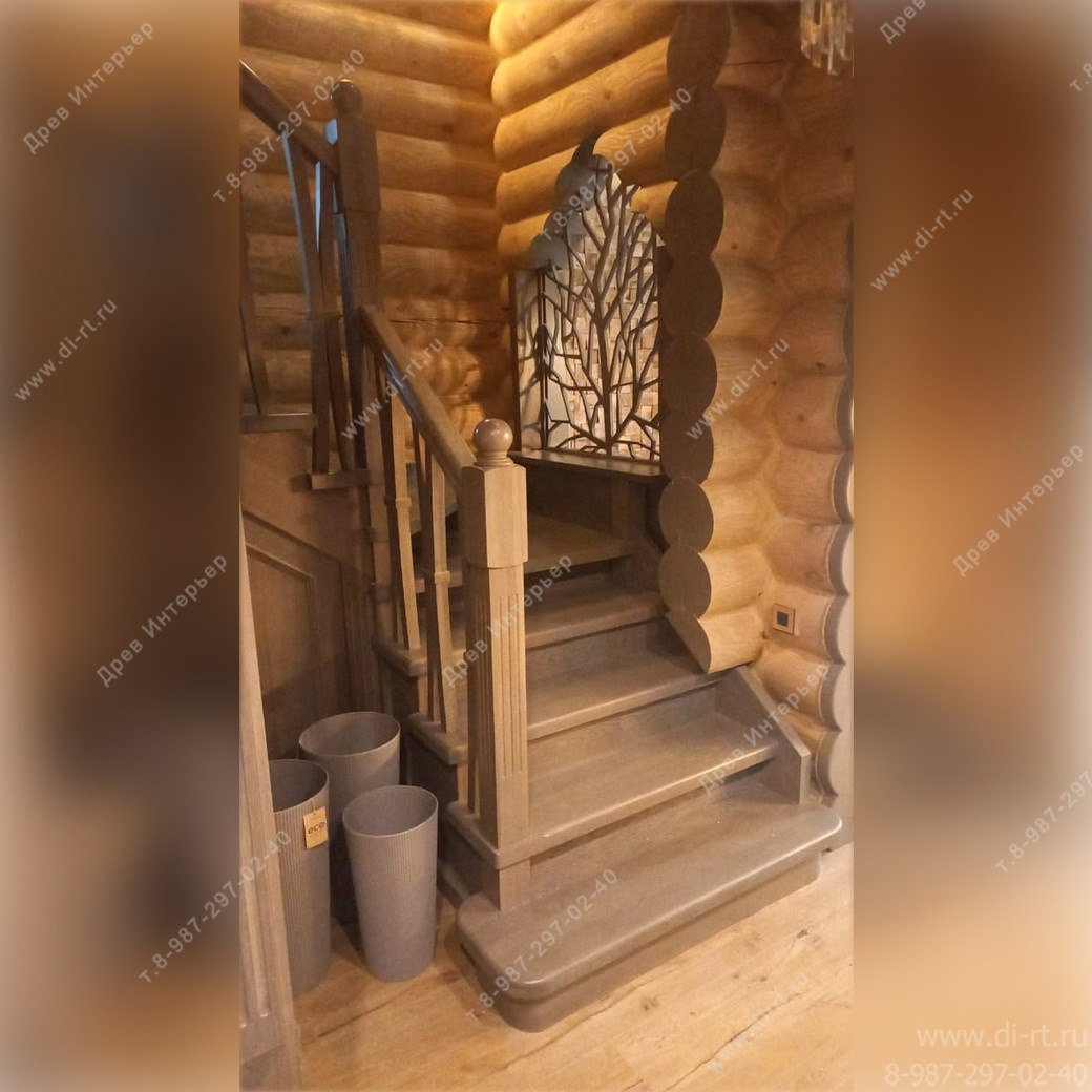 Отделка дома. Кухня. Лестница. Потолочные балки.