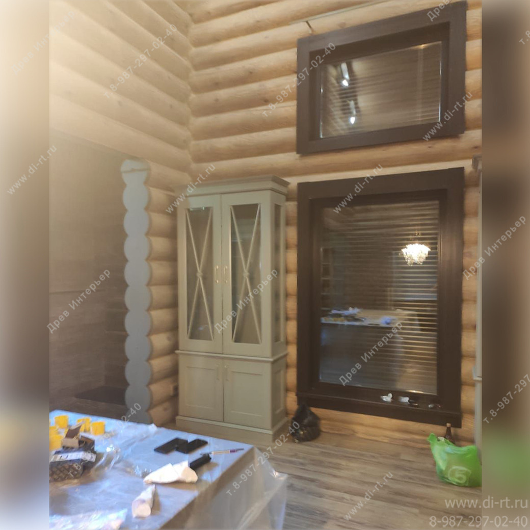 Отделка дома. Кухня. Лестница. Потолочные балки.