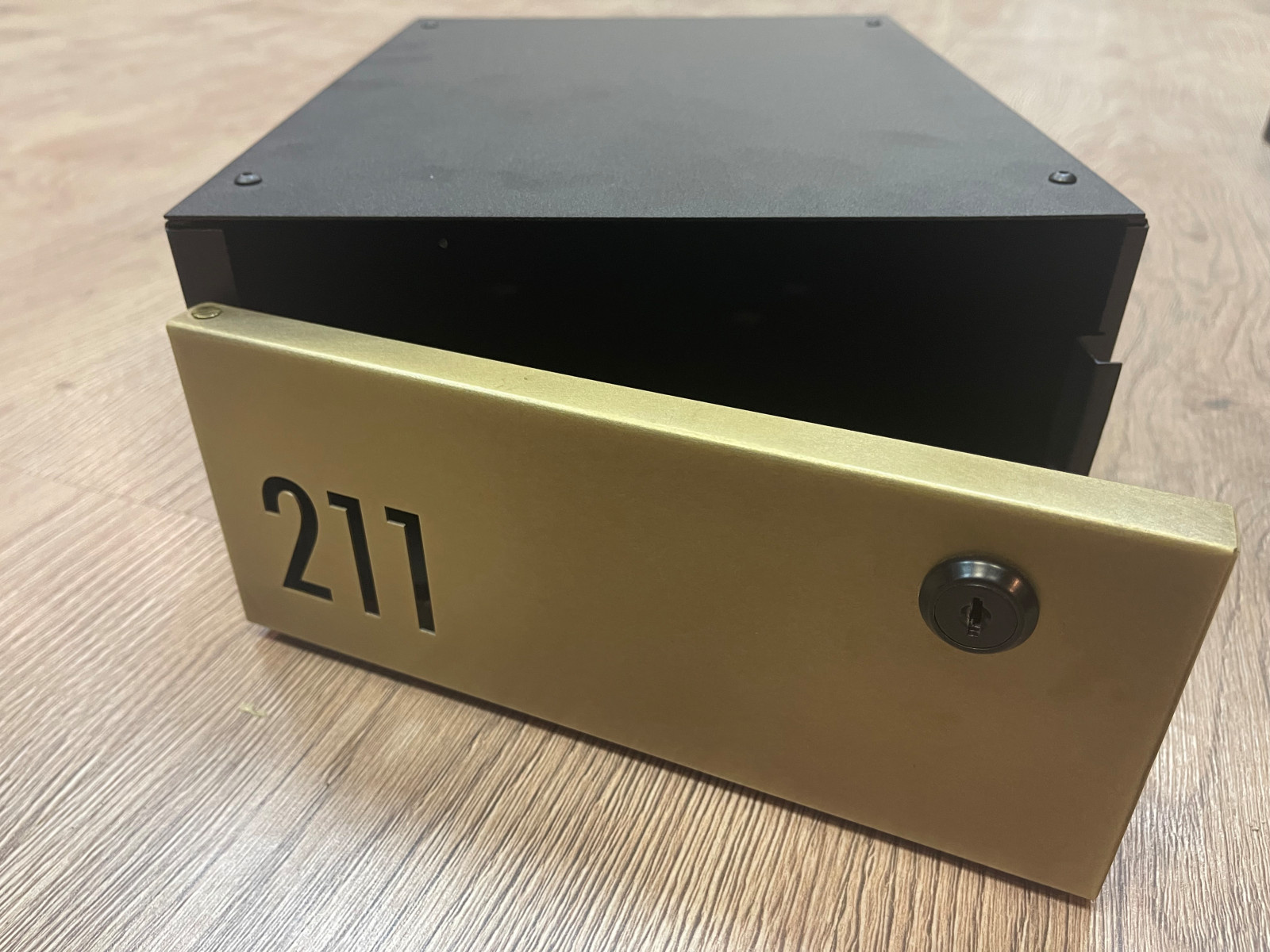 Почтовые ящики для ЖК и БЦ на заказ