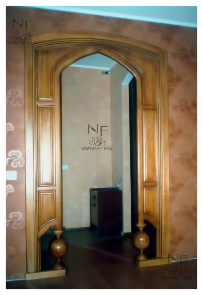 Wooden arc | Wooden door frame